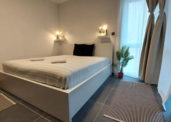 Orchidea * Balatonalmádi